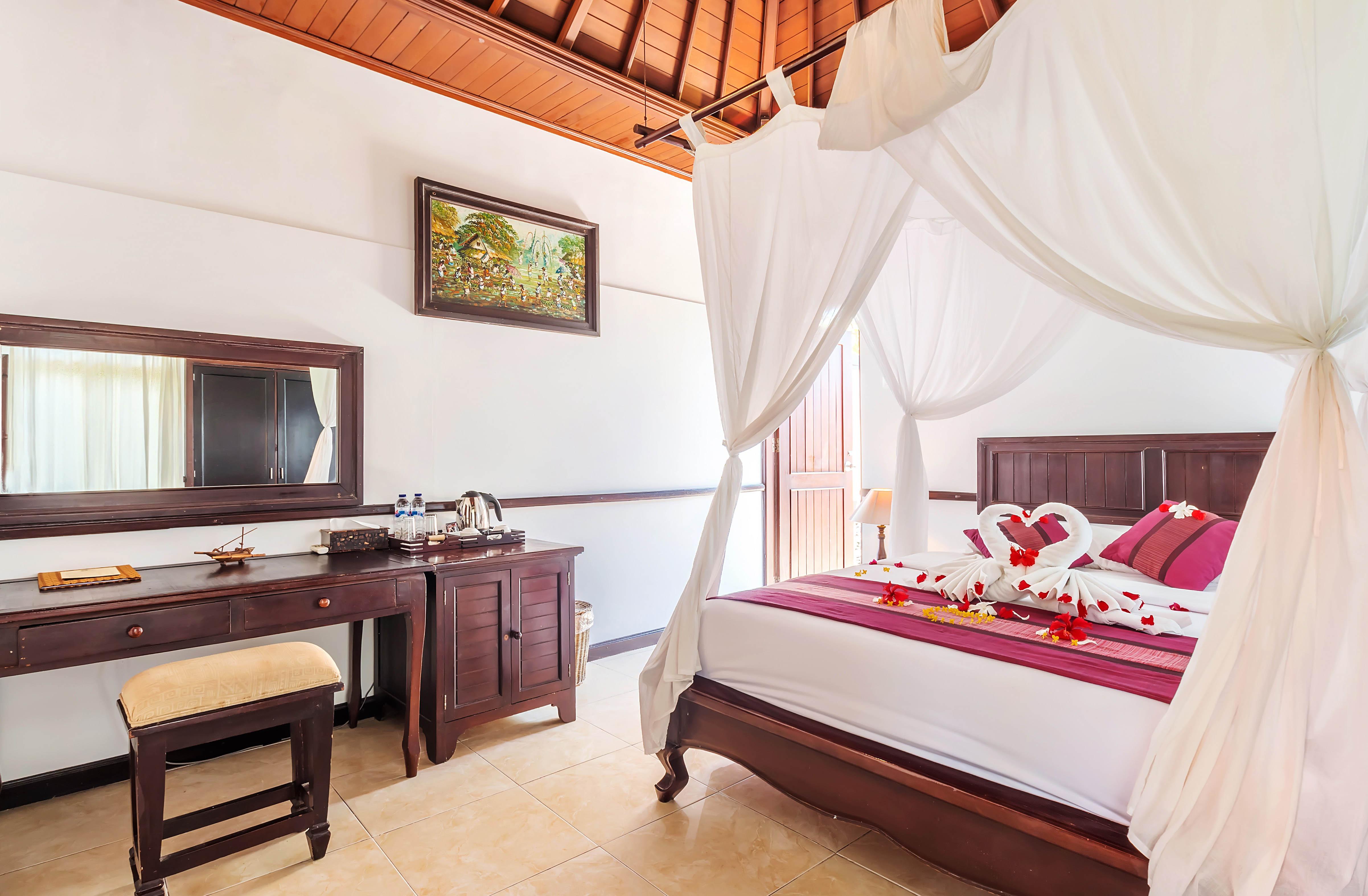 Adi Assri And 4* Pemuteran